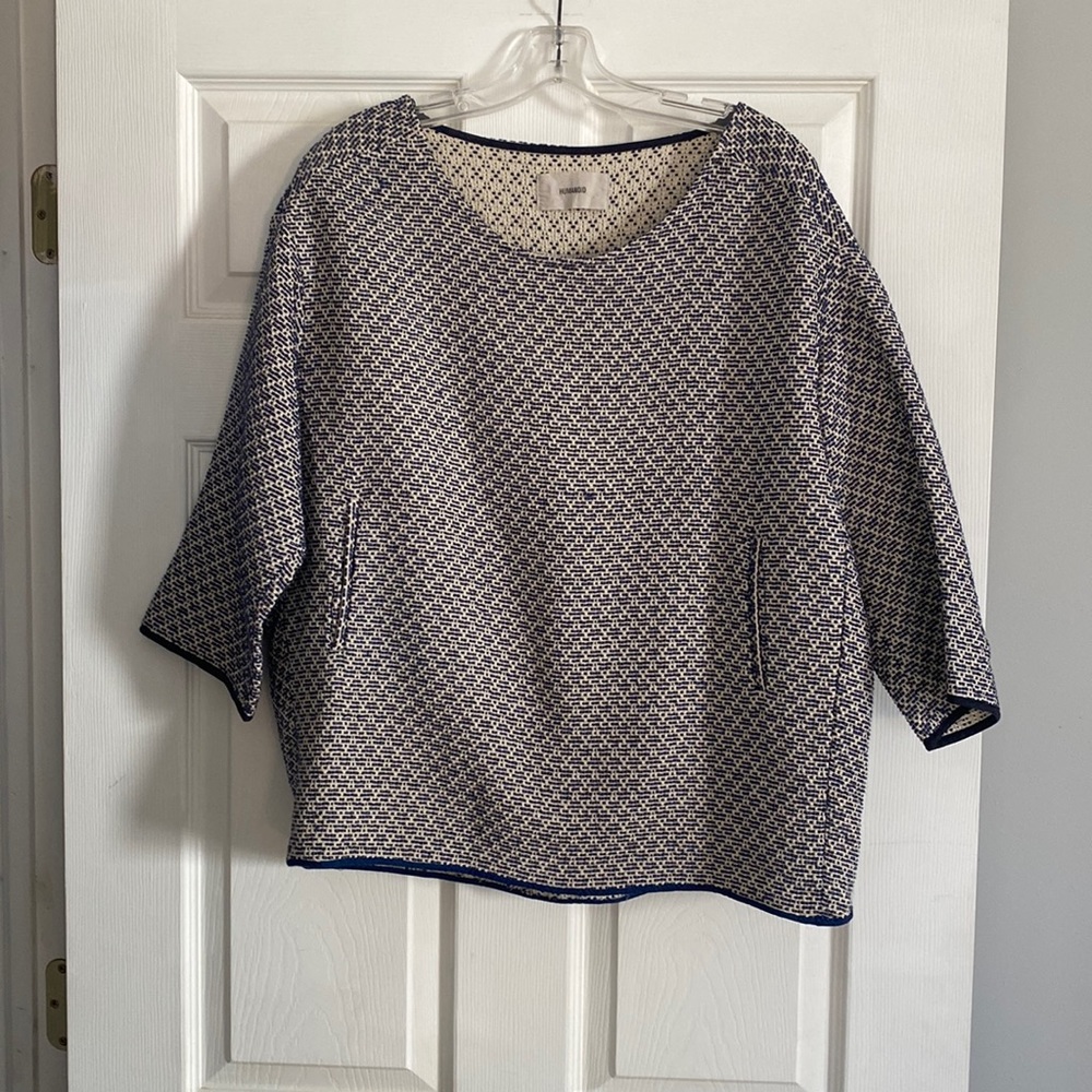 Humanoid top